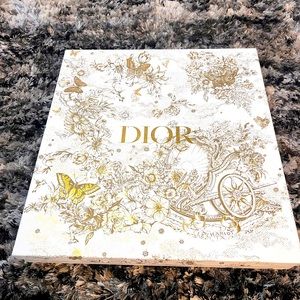 DIOR box 20inx20inx3.5